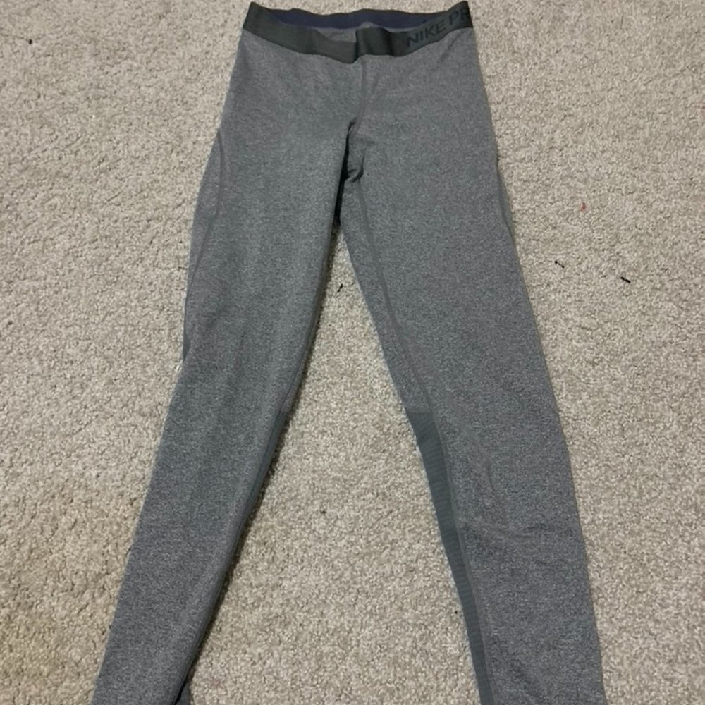 Nike Pro Gray Leggings